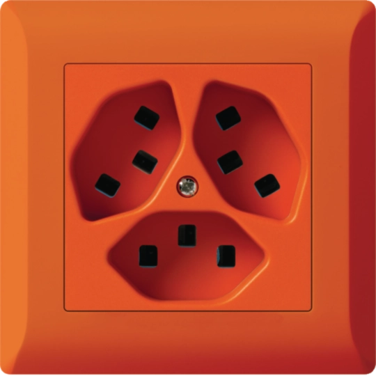 WH25645306C - UP-Steckdose Hager kallysto.line 3×T23 C orange