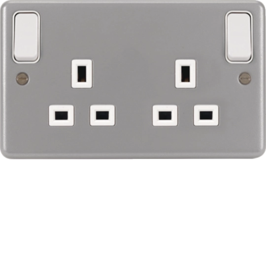 WPSS82O - 2 Gang Double Pole Switched Socket Outboard Rockers