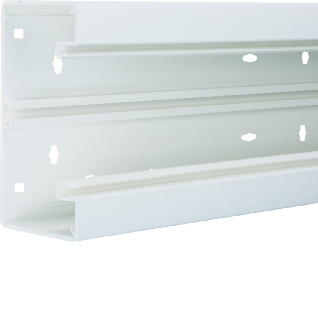 Parapetcsatorna 130mm x 68mm 2000mm kezeletlen műanyag fehér BR Hager