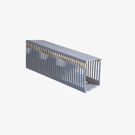 Goulottes de câblage au pas de 20 T1-N Image de la catégorie