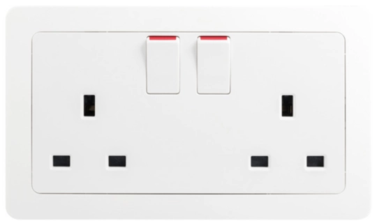 WGCS213SDP - 13A TWIN DP SWITCHED SOCKET